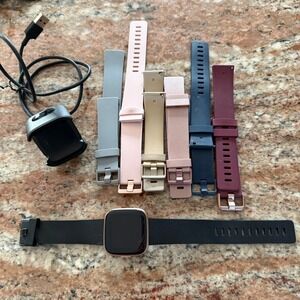 Fitbit Versa 2 Smartwatch Rose Gold + Charger + Extra Bands Bundle Tested